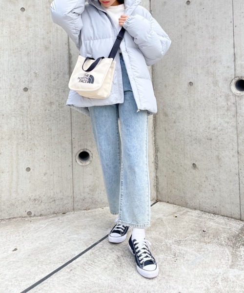 THE NORTH FACE(ザノースフェイス)の「THE NORTH FACE(ザ・ノースフェイス)/ SQUARE COTTON BAG MINI(トートバッグ・レディース・アイボリー/ブラック・FREE)」の12枚目の写真