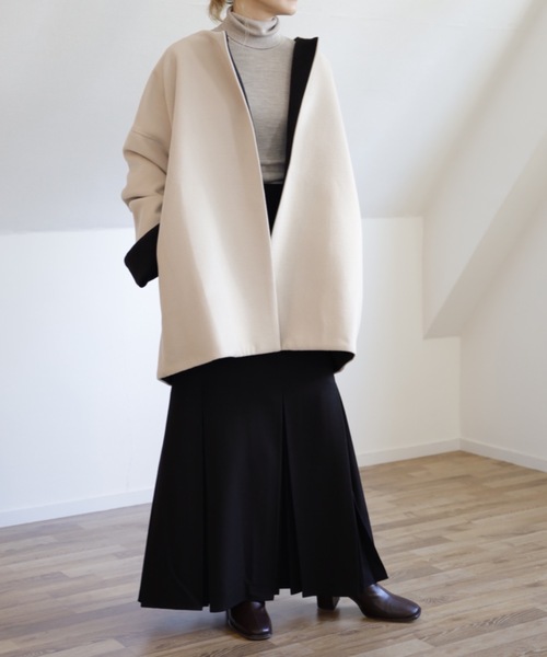 UNFIELD(アンフィールド)の「【UNFIELD ノーカラーショートコート】(その他アウター・レディース・ブラック/アイボリー・FREE)」の1枚目の写真