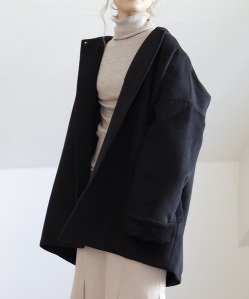 UNFIELD(アンフィールド)の「【UNFIELD ノーカラーショートコート】(その他アウター・レディース・ブラック/アイボリー・FREE)」の2枚目の写真