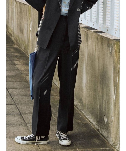 jouetie（ジュエティ）の「ベーシックセンタープレスパンツ【セットアップ対応】（スラックス・レディース・ブラック/パープル/ブルー/グリーン/その他1・MEDIUM）」の2枚目の写真