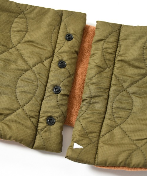 Johnbull Private labo(ジョンブルプライベートラボ)の「【halo.commodity】キルティングネックゲイター / Flutter Neck Gaiter(ネックウォーマー/スヌード・メンズ・ブラック/オリーブ・FREE)」の3枚目の写真