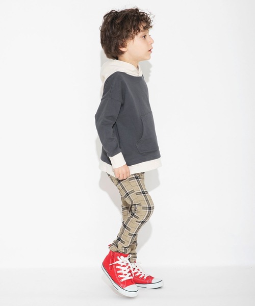 BRANSHES(ブランシェス)の「【重ね着風】プルパーカー(パーカー・キッズ・チャコールグレー/ブルーグレー/マスタード・140/150/110/120/130/100/90)」の11枚目の写真