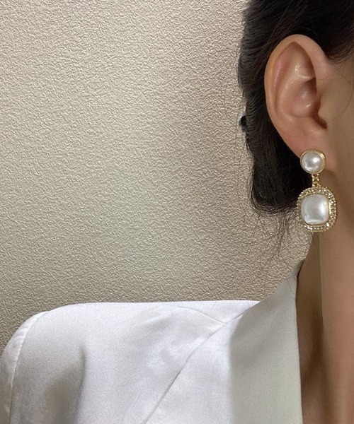 LAC-VERT（ラック・ヴェール）の「レトロスクエアパールイヤリング（イヤリング・レディース・ゴールド・FREE）」の8枚目の写真