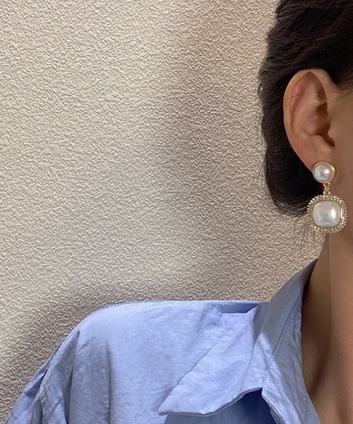 LAC-VERT（ラック・ヴェール）の「レトロスクエアパールイヤリング（イヤリング・レディース・ゴールド・FREE）」の6枚目の写真