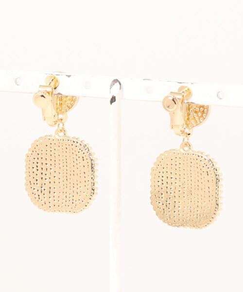 LAC-VERT（ラック・ヴェール）の「レトロスクエアパールイヤリング（イヤリング・レディース・ゴールド・FREE）」の13枚目の写真