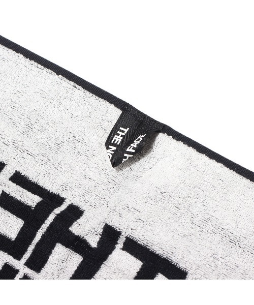 THE NORTH FACE（ザノースフェイス）の「THE NORTH FACE COMFORT COTTON TOWEL M / ザ ノース フェイス コンフォート コットン タオル M（タオル・メンズ・ブラック・FREE）」の11枚目の写真