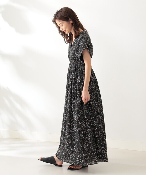 MARIHA（マリハ）の「MARIHA × Demi-Luxe BEAMS / 別注 夏の光のドレス ドットプリント（ワンピース・レディース・その他1/ブラック系その他3・36）」の9枚目の写真