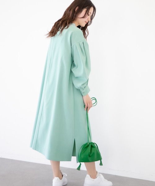 Green Parks(グリーンパークス)の「・ELENCARE DUE ボリュームスリーブワンピ(ワンピース・レディース・ベージュ/ネイビー/オレンジ/グリーン・FREE)」の3枚目の写真