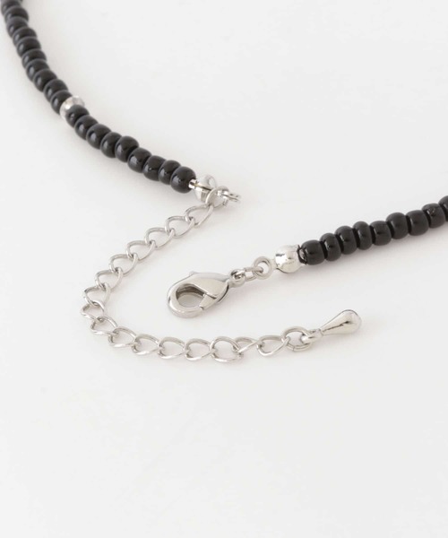 SENSE OF PLACE by URBAN RESEARCH（センスオブプレイスバイアーバンリサーチ）の「ビーズネックレス（ネックレス・メンズ・ホワイト/ブラック・ONE）」の6枚目の写真