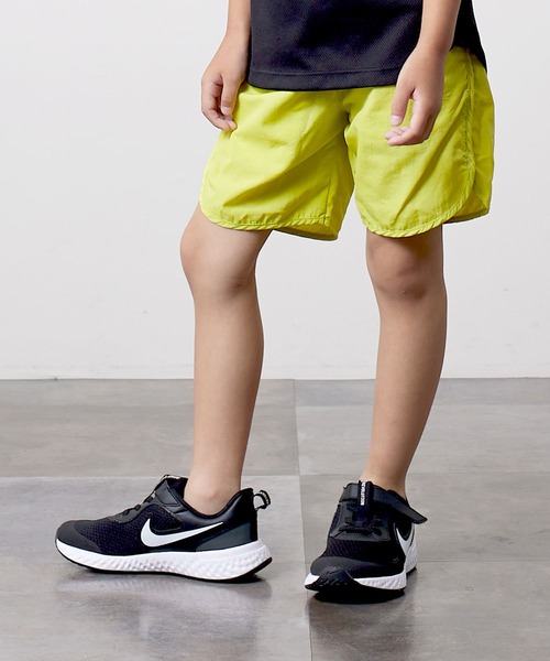 DILASH（ディラッシュ）の「ナイロンタフタカラーハーフパンツ（その他パンツ・キッズ・ブルー/ブラック/ライム・90/80/130/110/120/100/140）」の3枚目の写真