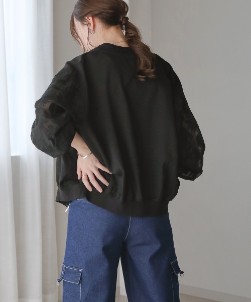 Bou Jeloud(ブージュルード)の「袖刺繍ブルゾン(ブルゾン・レディース・ブラック/グレイッシュベージュ・38)」の7枚目の写真