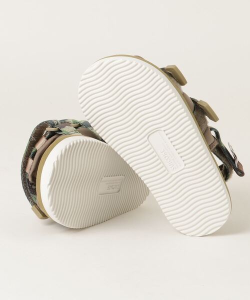 A BATHING APE（アベイシングエイプ）の「BAPE X SUICOKE MOTO-2 K（サンダル・キッズ・ベージュ・19/16）」の3枚目の写真