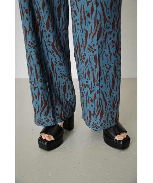 AZUL by moussy（アズールバイマウジー）の「LINEN TOUCH ZEBRA PANTS/リネンタッチゼブラパンツ（その他パンツ・レディース・ホワイト系その他/ブルー系その他・SMALL/MEDIUM）」の18枚目の写真