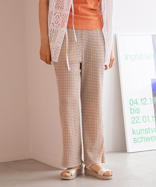 niko and...（ニコアンド）の「クシュクシュドライイージーパンツ（その他パンツ・レディース・ブラック/ブラウン/ブルー/マルーン/チャコール/グリーン/スカイブルー/ナチュラル/マジェンタ・MEDIUM/LARGE）」の4枚目の写真