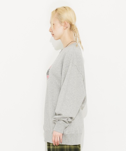 X-girl(エックスガール)の「OVAL LOGO CREW SWEAT TOP(スウェット・レディース・ホワイト/ブラック/アッシュ・S/M/L/XL)」の9枚目の写真