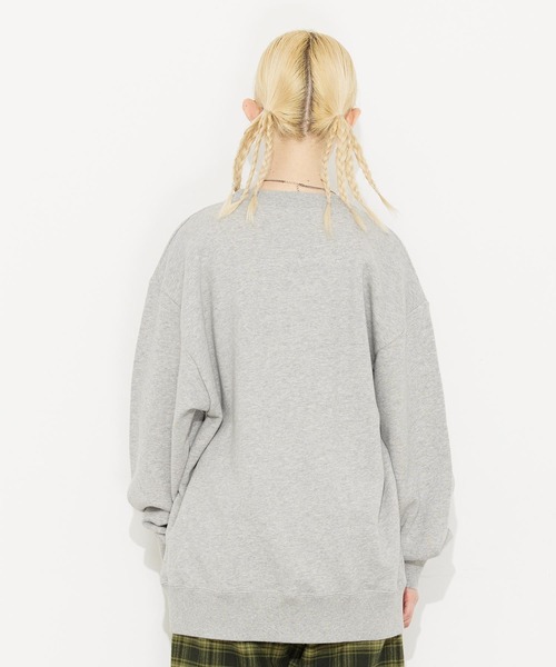 X-girl(エックスガール)の「OVAL LOGO CREW SWEAT TOP(スウェット・レディース・ホワイト/ブラック/アッシュ・S/M/L/XL)」の17枚目の写真