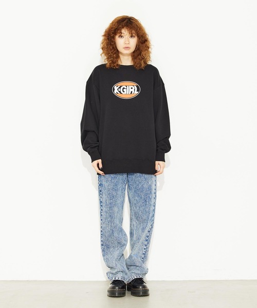 X-girl(エックスガール)の「OVAL LOGO CREW SWEAT TOP(スウェット・レディース・ホワイト/ブラック/アッシュ・S/M/L/XL)」の13枚目の写真