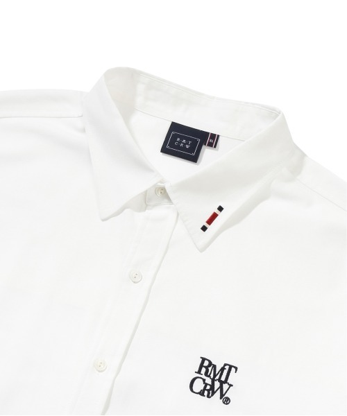 ROMANTIC CROWN(ロマンティッククラウン)の「【ROMANTIC CROWN】RECENT LOGO OXFORD SHIRT / ロマンティッククラウン リセント ロゴ オックスフォード シャツ(シャツ/ブラウス・メンズ・ブルー/スカイブルー/ホワイト・SMALL/LARGE/MEDIUM/X-LARGE)」の4枚目の写真