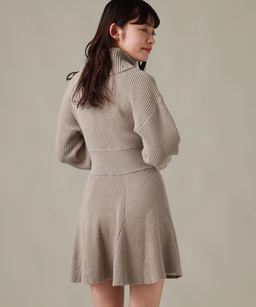 Cheek(チーク)の「タートルニットミニワンピース(ワンピース・レディース・オフホワイト/モカ/グレー・MEDIUM)」の20枚目の写真