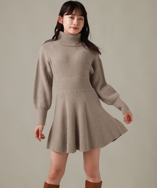 Cheek(チーク)の「タートルニットミニワンピース(ワンピース・レディース・オフホワイト/モカ/グレー・MEDIUM)」の21枚目の写真
