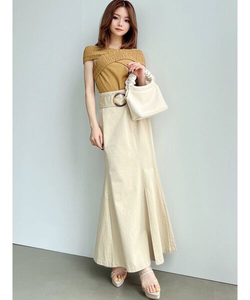 RESEXXY(リゼクシー)の「オフショルデザイントップス(Tシャツ/カットソー・レディース・ブラック/オフホワイト/ピンク/マスタード・FREE)」の10枚目の写真