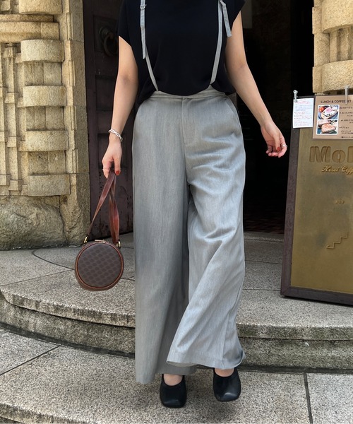 Chez toi(シェトワ)の「サス付ワイドパンツ(その他パンツ・レディース・ライトグレー/ブラック/カーキ・FREE)」の9枚目の写真
