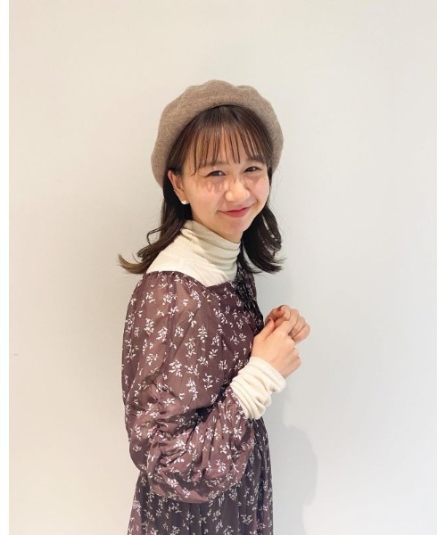 flower（フラワー）の「フェミニンシアータートル2（Tシャツ/カットソー・レディース・ベージュ/アイボリー/ブラック・FREE）」の20枚目の写真