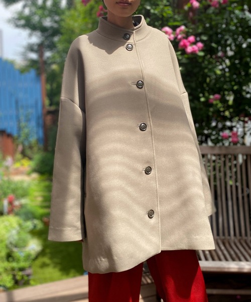 AVIE（アビィ）の「インポートカルゼバックデザインコート（チェスターコート・レディース・ブラック/ベージュ・38）」の22枚目の写真