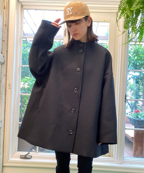 AVIE（アビィ）の「インポートカルゼバックデザインコート（チェスターコート・レディース・ブラック/ベージュ・38）」の19枚目の写真