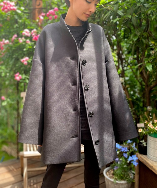 AVIE（アビィ）の「インポートカルゼバックデザインコート（チェスターコート・レディース・ブラック/ベージュ・38）」の21枚目の写真