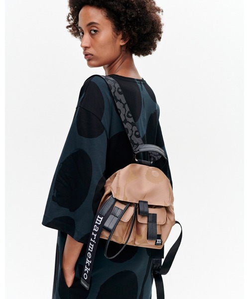 marimekko（マリメッコ）の「Unikko / Everything Backpack S