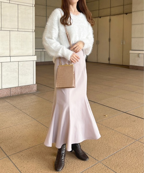 apres jour(アプレジュール)の「ふわふわ起毛Vネックニット【ZOZOTOWN限定アイテム】(ニット/セーター・レディース・ピンクベージュ/オフホワイト/ラベンダー/ブラック/スモークピンク・X-LARGE/フリー)」の11枚目の写真