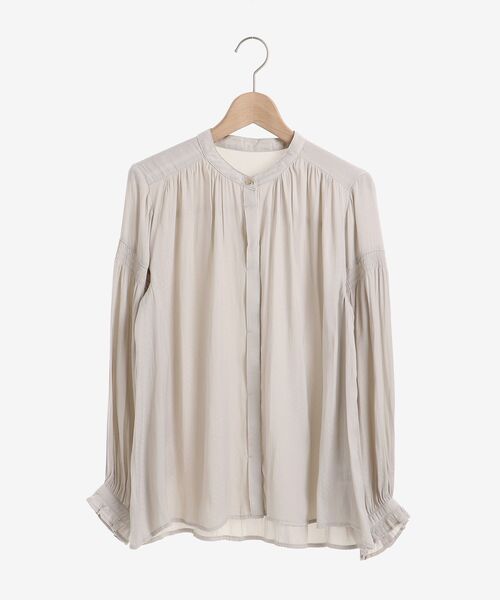 le.coeur blanc(ルクールブラン)の「サテンドビーシャーリングスリーブブラウス(シャツ/ブラウス・レディース・ネイビー/ブルー/グレイッシュベージュ・38)」の7枚目の写真