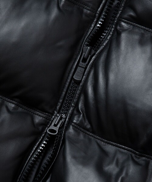 FIRST DOWN(ファーストダウン)の「FIRST DOWN/ファーストダウン LAMB LEATHER DOWN JKT(ダウンジャケット/コート・メンズ・ブラック・MEDIUM/LARGE/X-LARGE)」の3枚目の写真