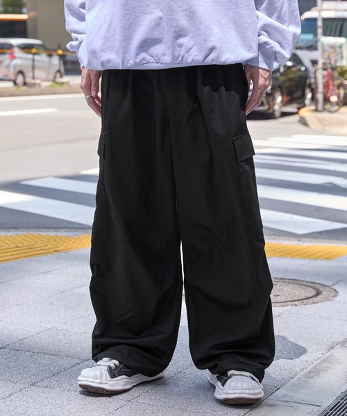 blurhms　ワイドテーパードミリタリーパンツ ワイドテーパード 裾ドローコード タックミリタリーカーゴパンツ