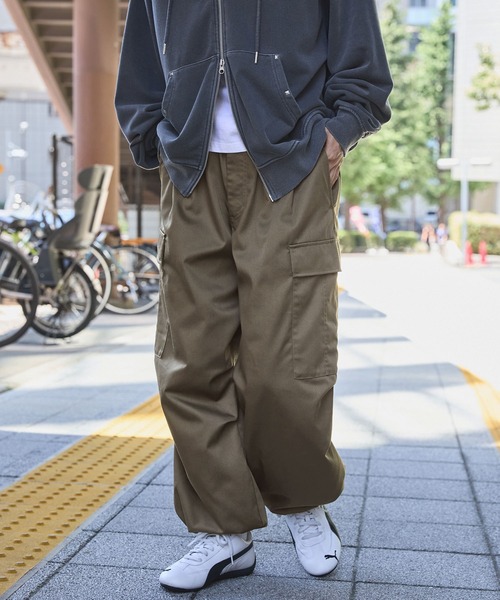 ワイドテーパード 裾ドローコード タックミリタリーカーゴパンツ