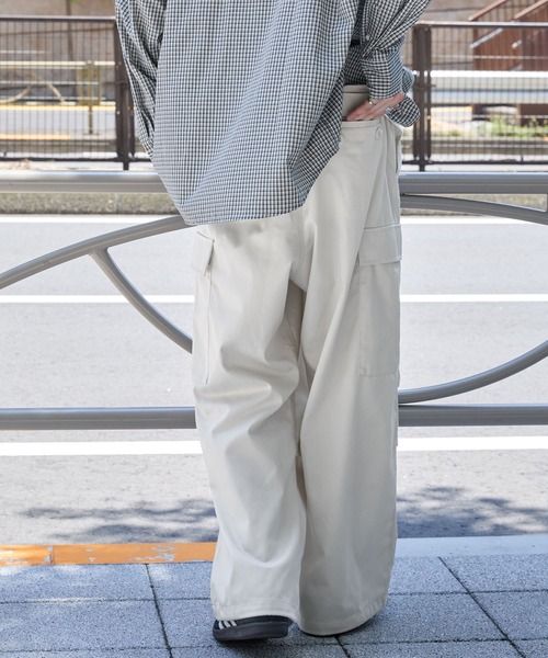 00s 90s OLD アバクロ デタッチャブル 裾ドローコード カーゴパンツ MONO-MART（モノマート）の「ワイドテーパード 裾ドローコード