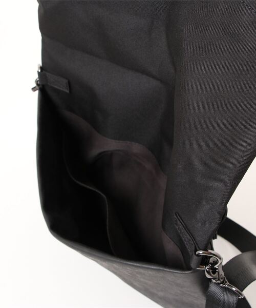 NICOLE CLUB FOR MEN（ニコルクラブフォーメン）の「2WAYクラッチバッグ（クラッチバッグ・メンズ・グレー系/ネイビー/ブラック・FREE）」の4枚目の写真