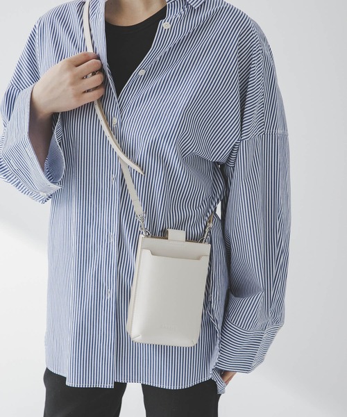 URBAN RESEARCH（アーバンリサーチ）の「ANABEL　LEATHER shoulder bag（ショルダーバッグ・レディース・ホワイト/グリーン/ブラック・-）」の4枚目の写真