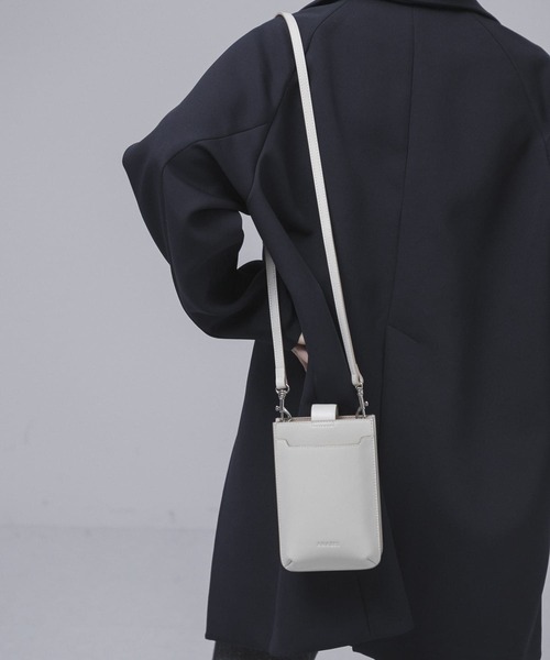 URBAN RESEARCH（アーバンリサーチ）の「ANABEL　LEATHER shoulder bag（ショルダーバッグ・レディース・ホワイト/グリーン/ブラック・-）」の9枚目の写真