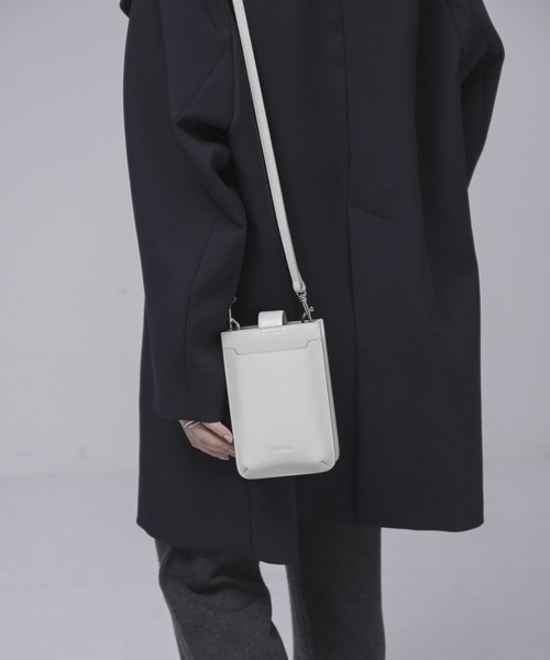 URBAN RESEARCH（アーバンリサーチ）の「ANABEL　LEATHER shoulder bag（ショルダーバッグ・レディース・ホワイト/グリーン/ブラック・-）」の15枚目の写真