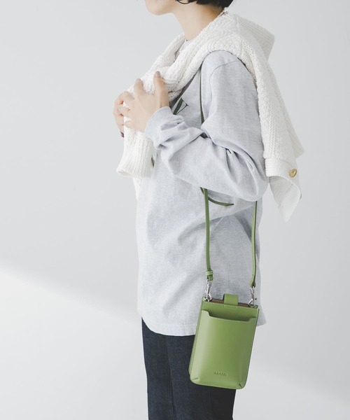 URBAN RESEARCH（アーバンリサーチ）の「ANABEL　LEATHER shoulder bag（ショルダーバッグ・レディース・ホワイト/グリーン/ブラック・-）」の18枚目の写真