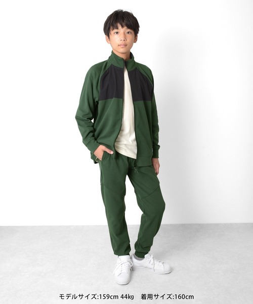 PEN FIELD（ペンフィールド）の「【Penfield】[スリムテーパード]マイクロフリース・トラックパンツ（その他パンツ・キッズ・チャコールグレー/カーキ/グレー・160cm/170cm/150cm/140cm）」の7枚目の写真