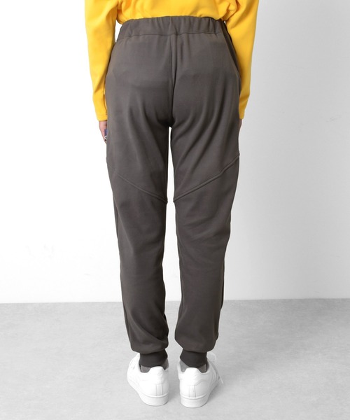 PEN FIELD（ペンフィールド）の「【Penfield】[スリムテーパード]マイクロフリース・トラックパンツ（その他パンツ・キッズ・チャコールグレー/カーキ/グレー・160cm/170cm/150cm/140cm）」の12枚目の写真