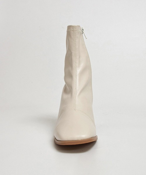 tukn.（トゥクン）の「HK VIVIAMO ビビアモセレクト tukn トゥクン ストレスフリーショートブーツ（ブーツ・レディース・ブラック/アイボリー・SS/S/M/L/LL）」の15枚目の写真