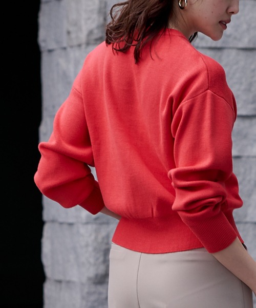 UR'S(ユアーズ)の「マット釦クルーネックニットカーディガン(カーディガン/ボレロ・レディース・オレンジ/ホワイト/ブラック/ライトグレー/ブルー/イエロー/キャメル/ネイビー・L/M/S)」の19枚目の写真