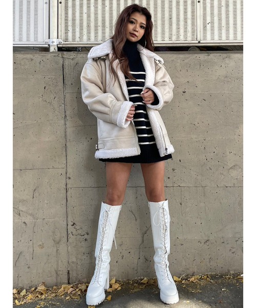 【美品】ADORE　パンチング レザージャケット ノーカラー 羊革 38 白 美品】ADORE パンチング レザージャケット ノーカラー 羊革 38 白