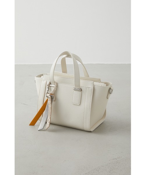 AZUL by moussy（アズールバイマウジー）の「CHARM SET TRAPEZOID BAG