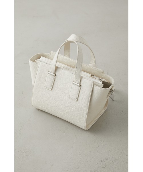 AZUL by moussy（アズールバイマウジー）の「CHARM SET TRAPEZOID BAG/チャームセットトラぺゾイドバッグ（ショルダーバッグ・レディース・ライトブルー/ブラック/アイボリー・FREE）」の12枚目の写真