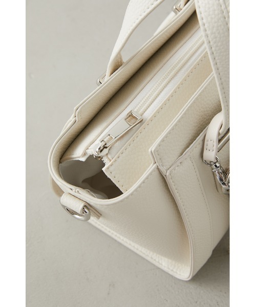 AZUL by moussy（アズールバイマウジー）の「CHARM SET TRAPEZOID BAG/チャームセットトラぺゾイドバッグ（ショルダーバッグ・レディース・ライトブルー/ブラック/アイボリー・FREE）」の17枚目の写真